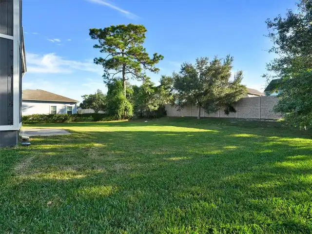 Listing Photo 33