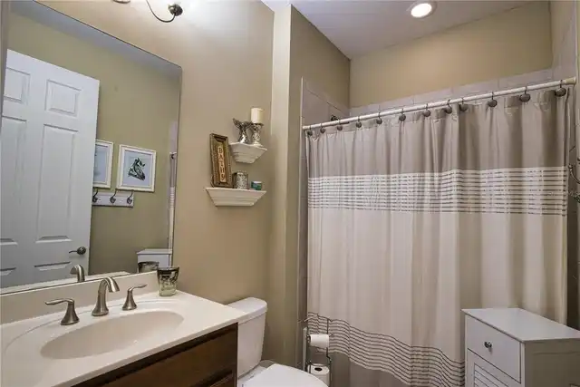 Listing Photo 21