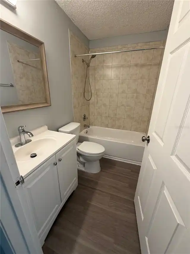 Listing Photo 7