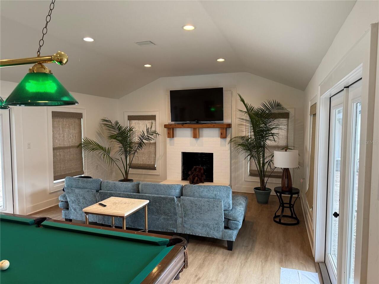 Listing Photo 10