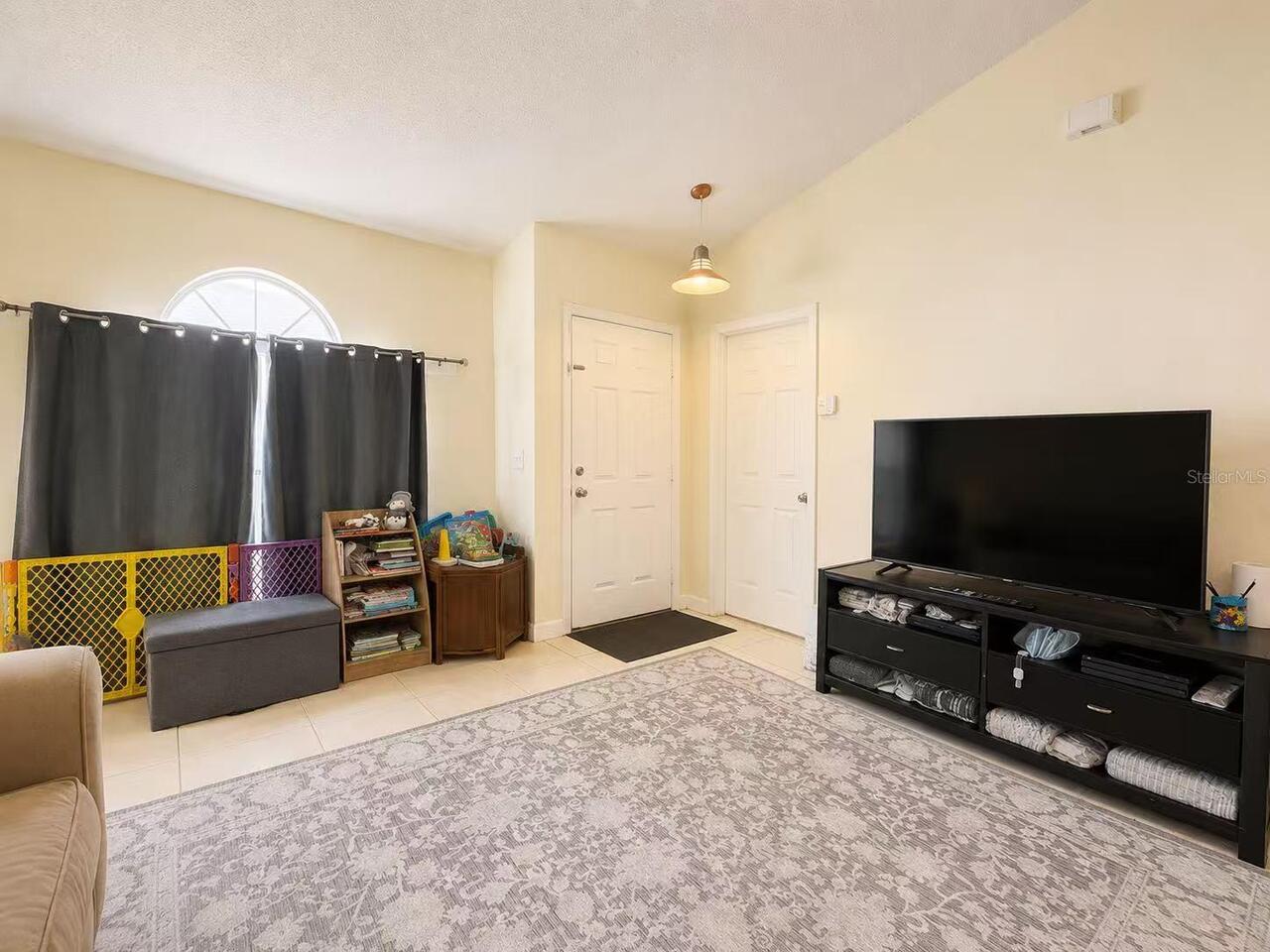 Listing Photo 6
