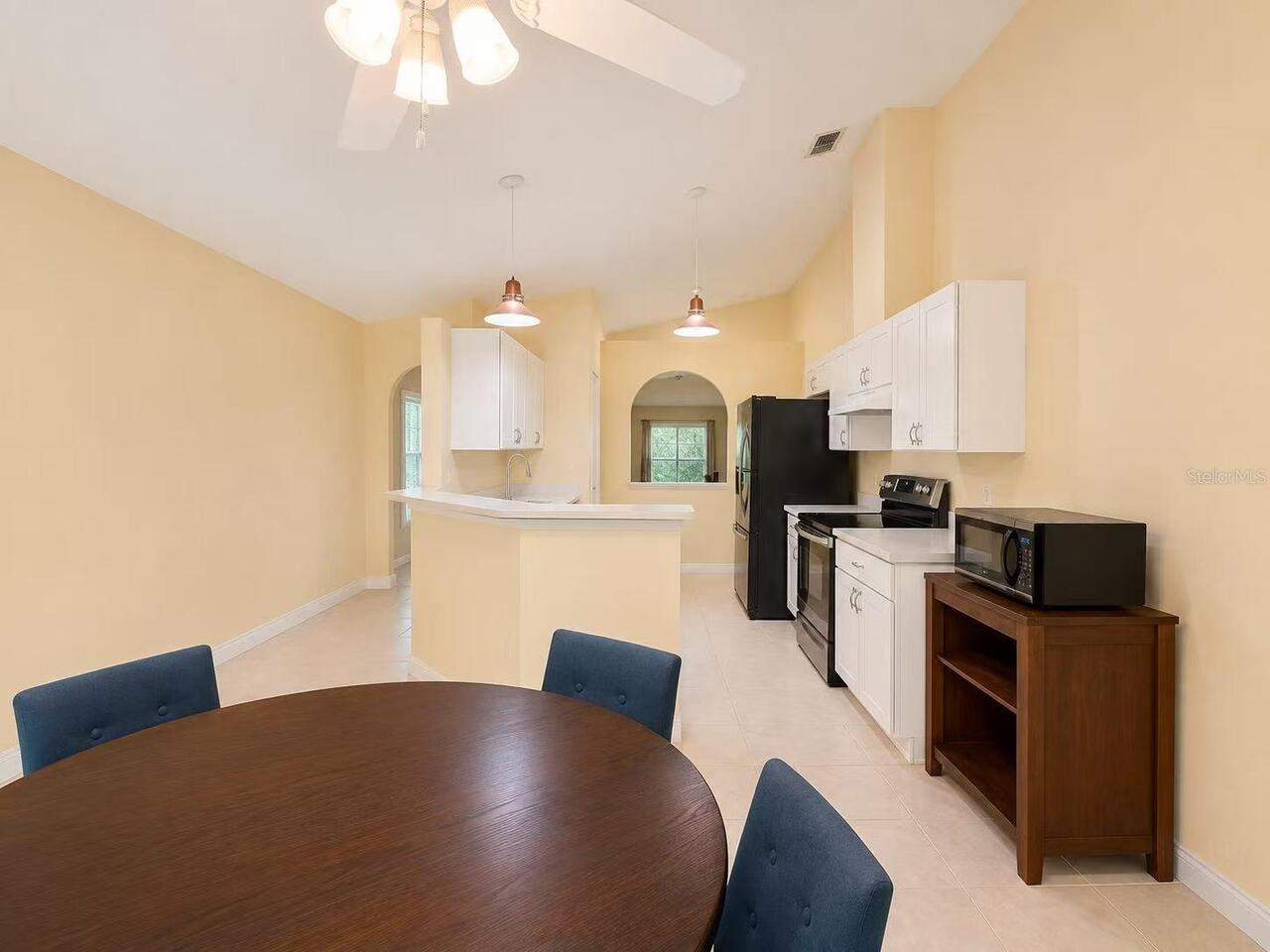 Listing Photo 17
