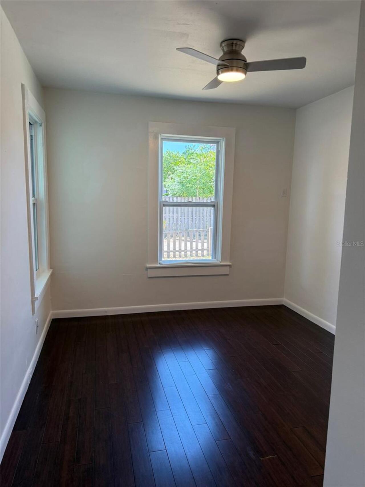 Listing Photo 9