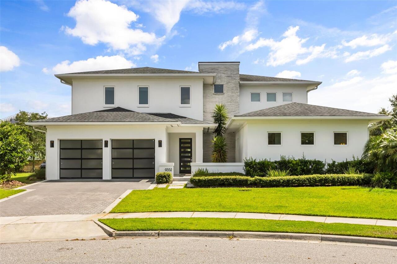 5BR, Home, 4BA, $2,400,000
Read More