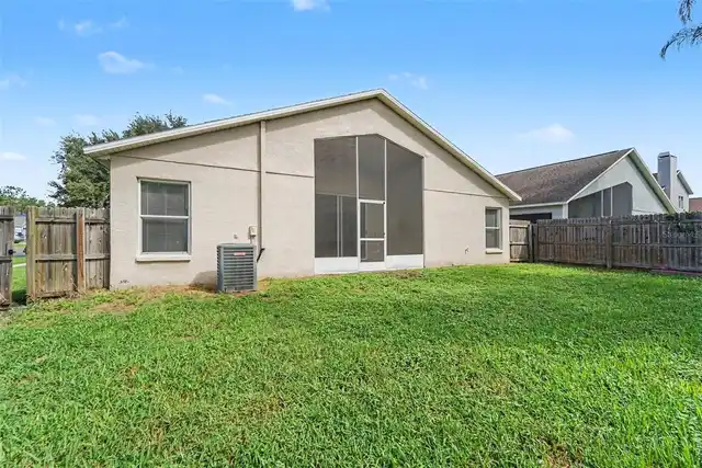 Listing Photo 16