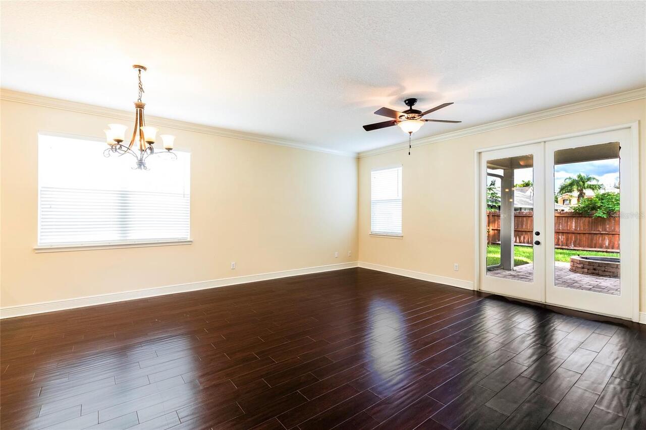 Listing Photo 7