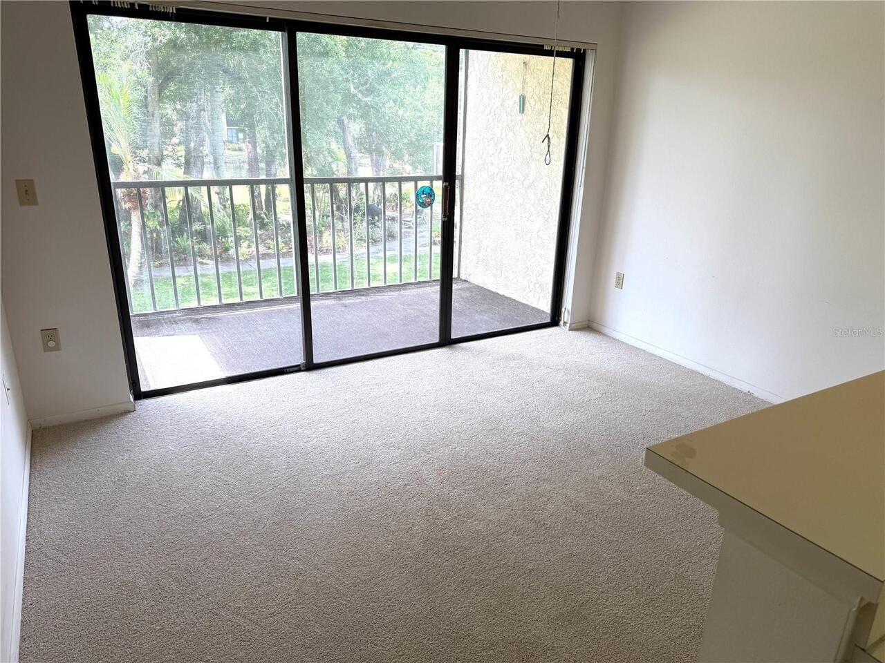 Listing Photo 8