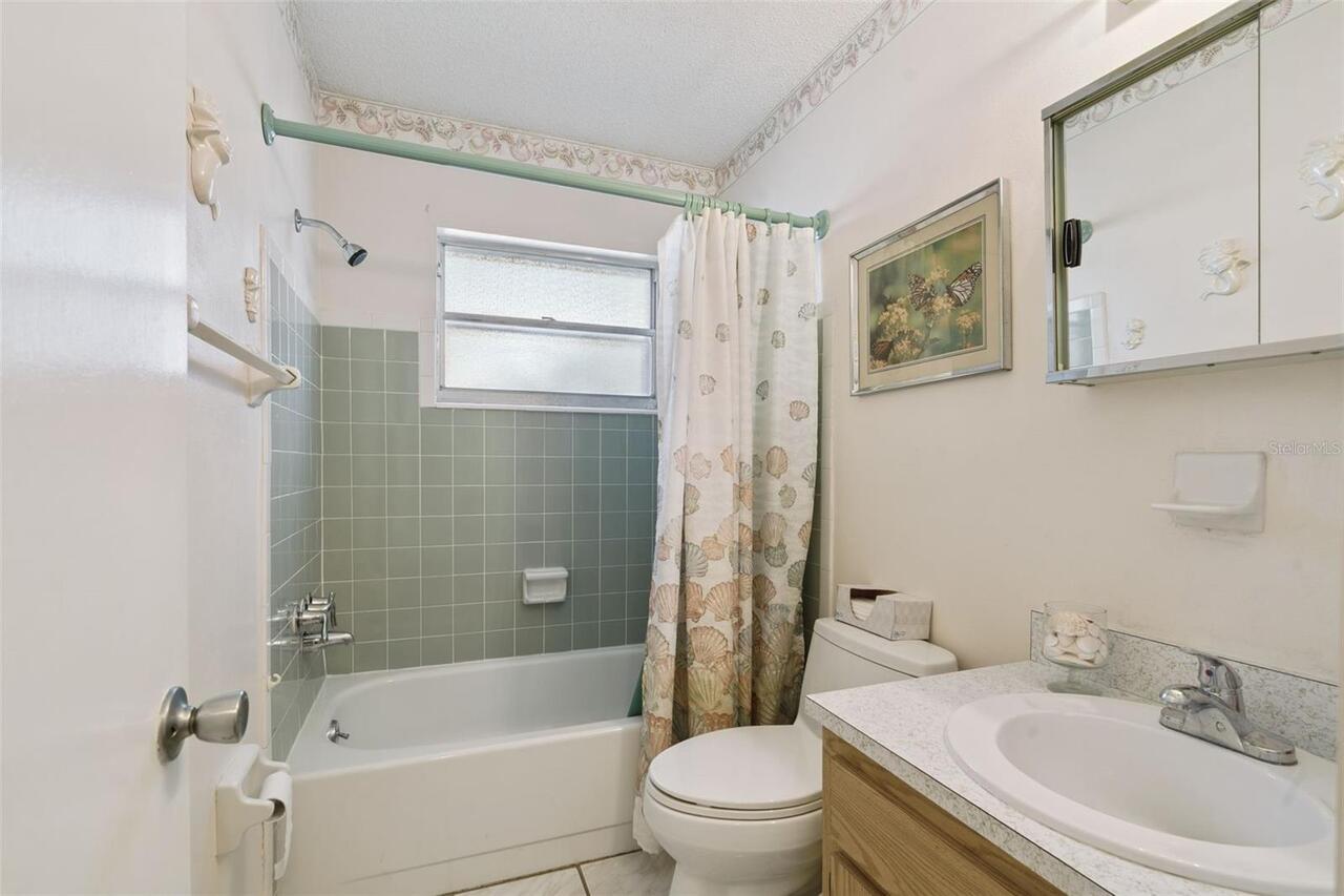 Listing Photo 14