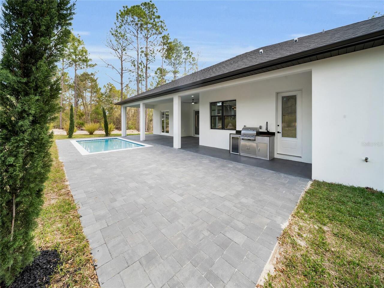Listing Photo 32
