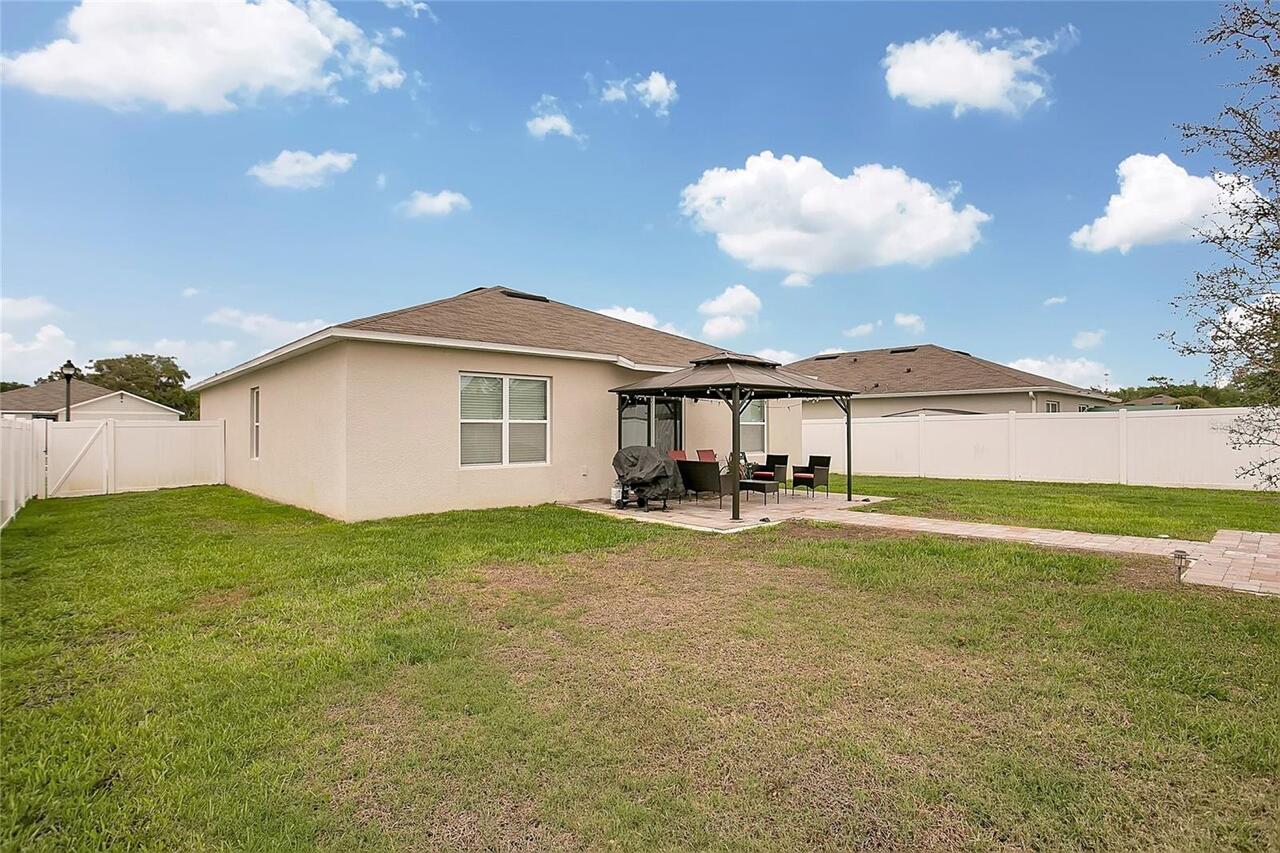 Listing Photo 18