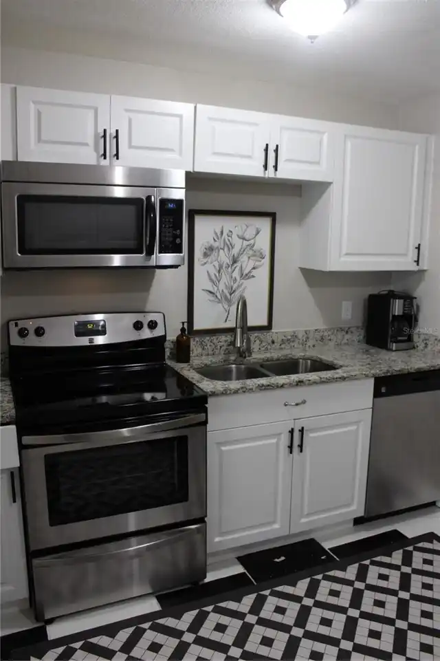 Listing Photo 18