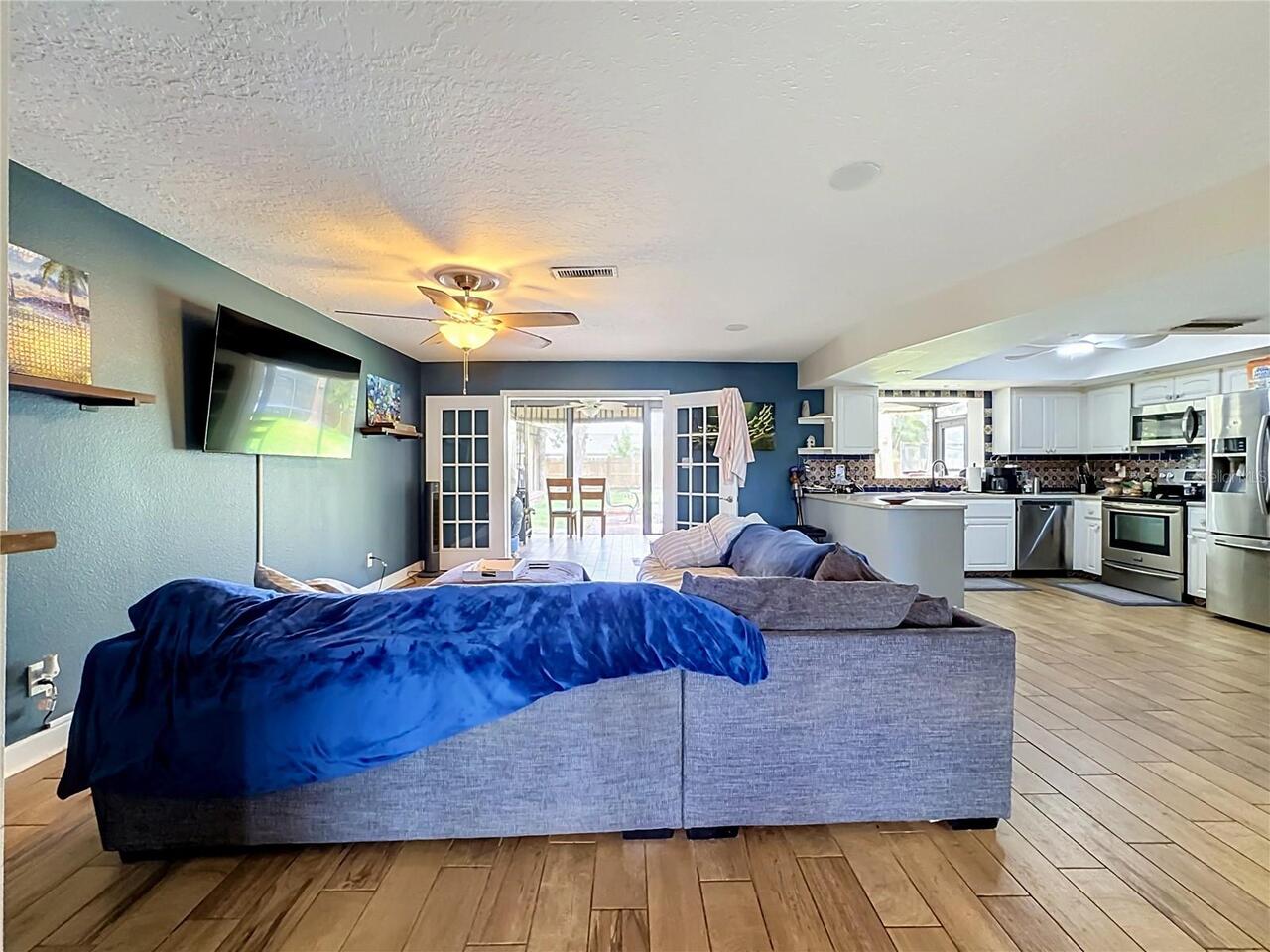 Listing Photo 16