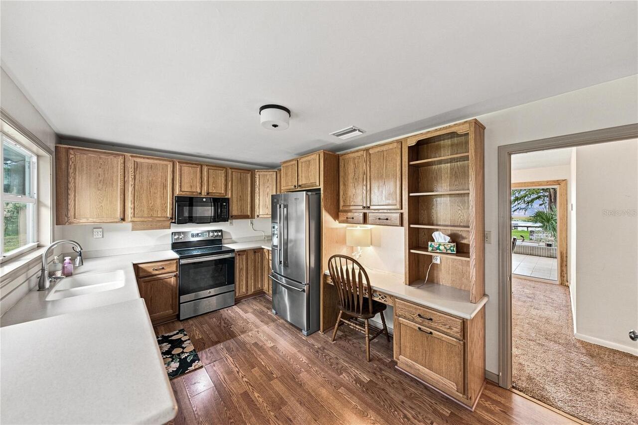 Listing Photo 8