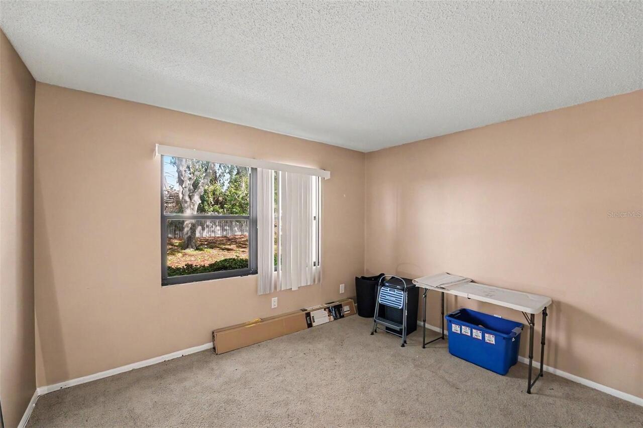 Listing Photo 14