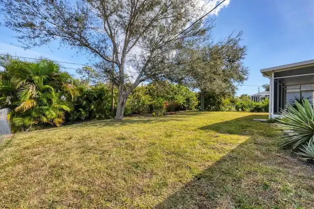 Listing Photo 32