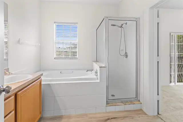 Listing Photo 18