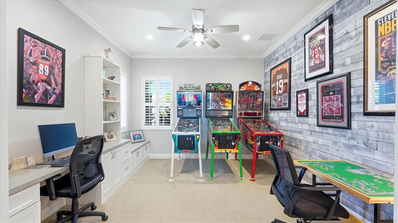 Listing Photo 12