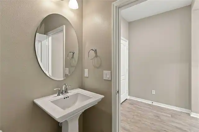 Listing Photo 13