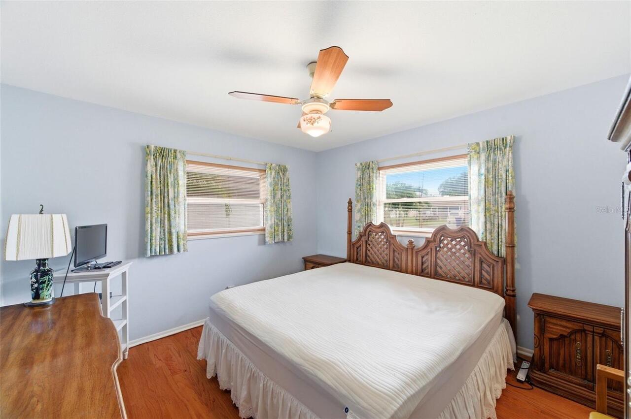 Listing Photo 17