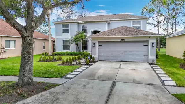 Listing Photo 8