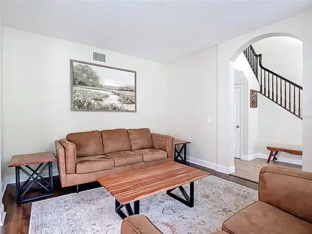 Listing Photo 14