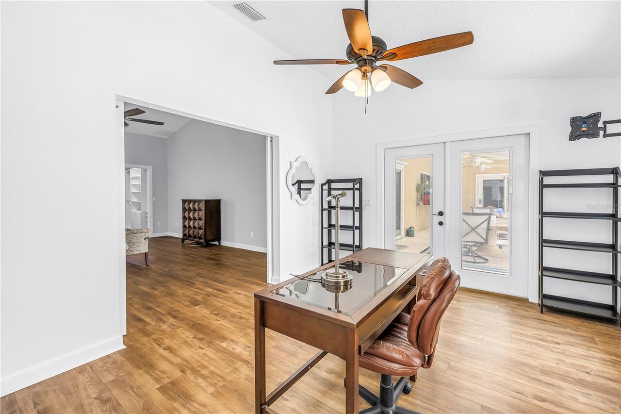 Listing Photo 17