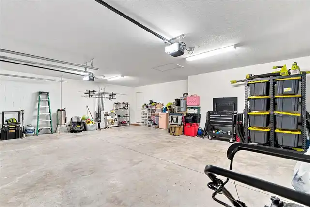 Listing Photo 32