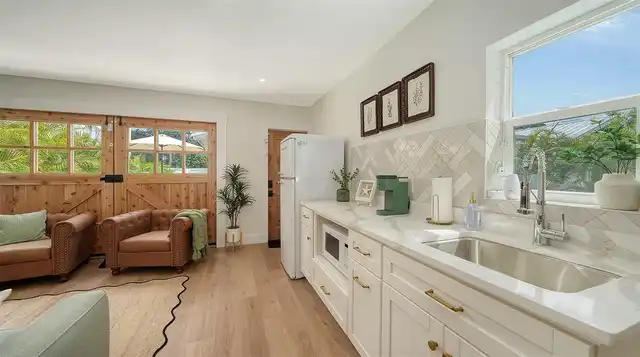 Listing Photo 32