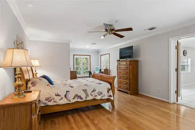 Listing Photo 54