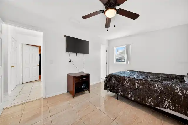 Listing Photo 23
