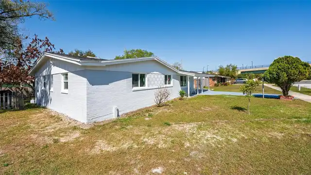 Listing Photo 34