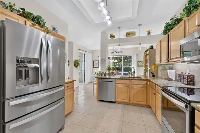 Listing Photo 18
