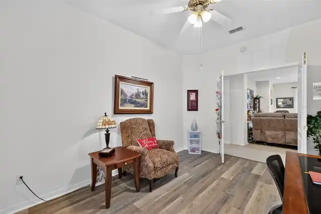 Listing Photo 33