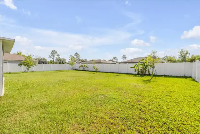 Listing Photo 32