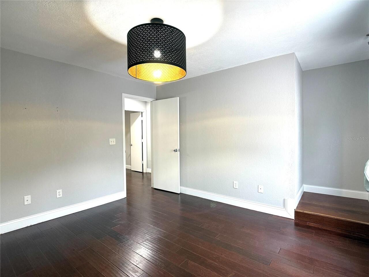 Listing Photo 20