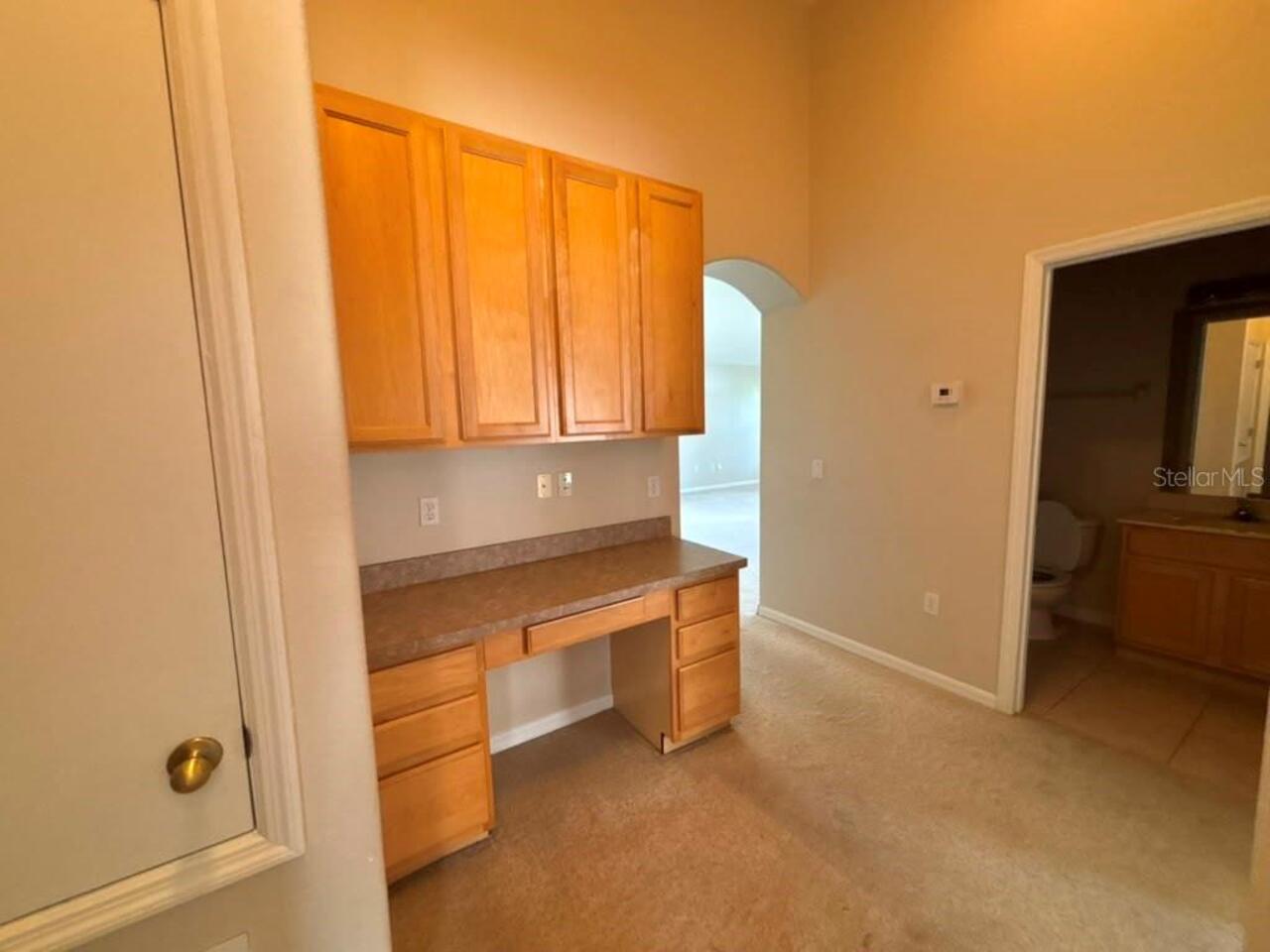 Listing Photo 8