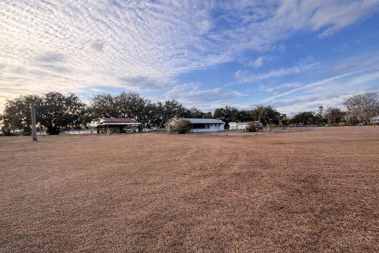 Listing Photo 18