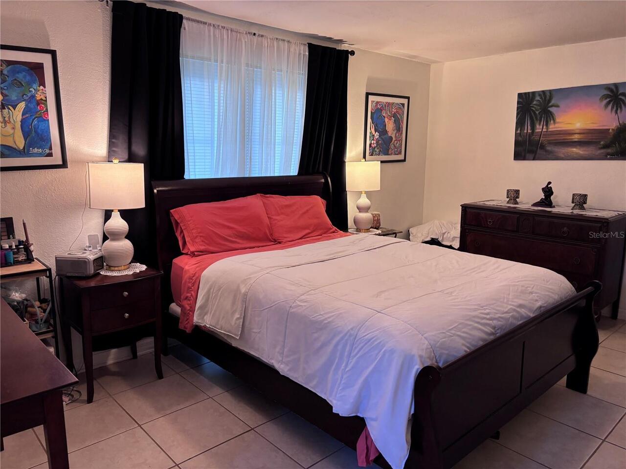Listing Photo 9