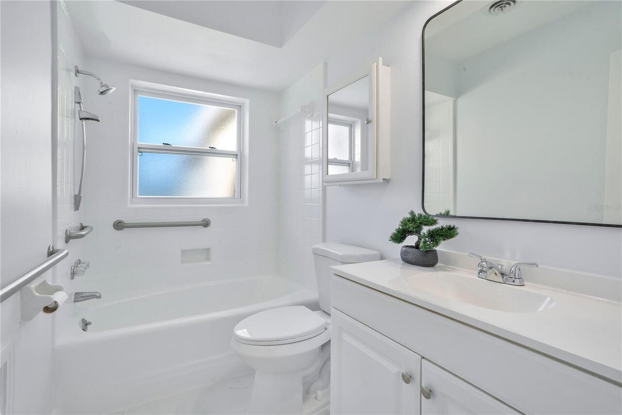 Listing Photo 34