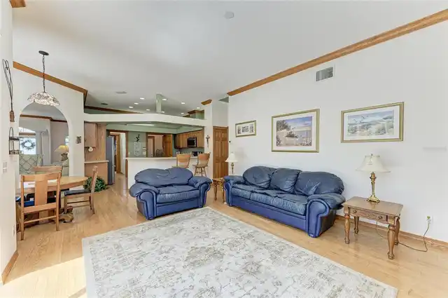 Listing Photo 25