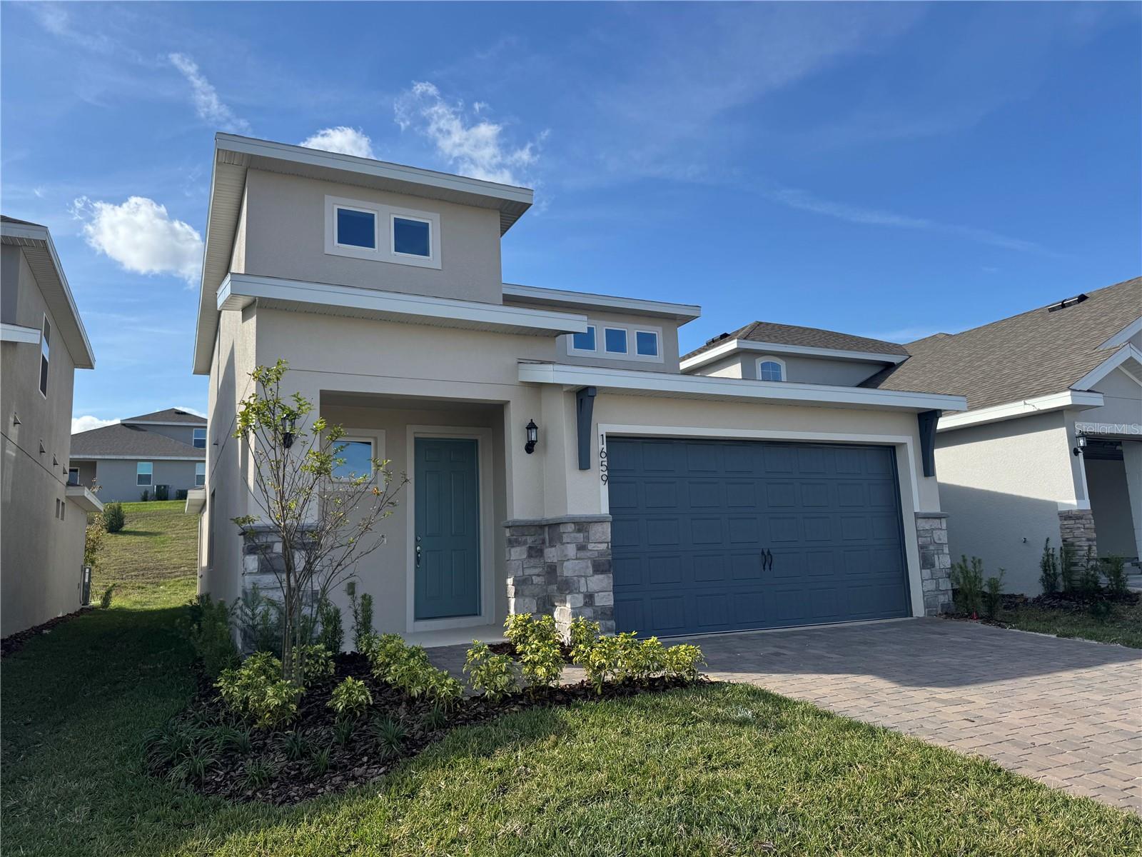 Minneola Real Estate