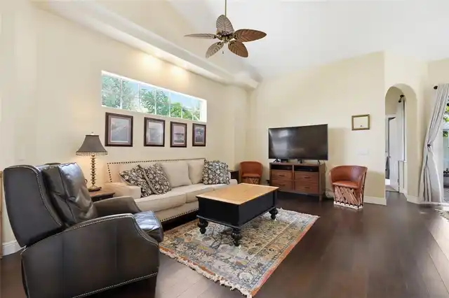 Listing Photo 24