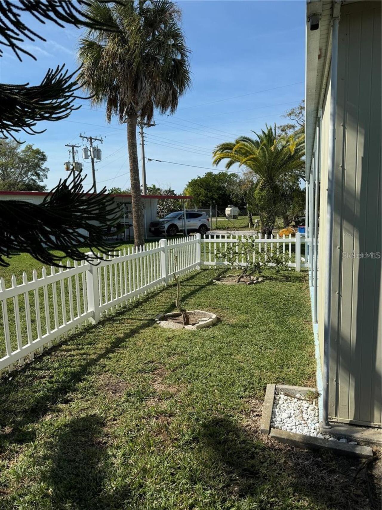 Listing Photo 14