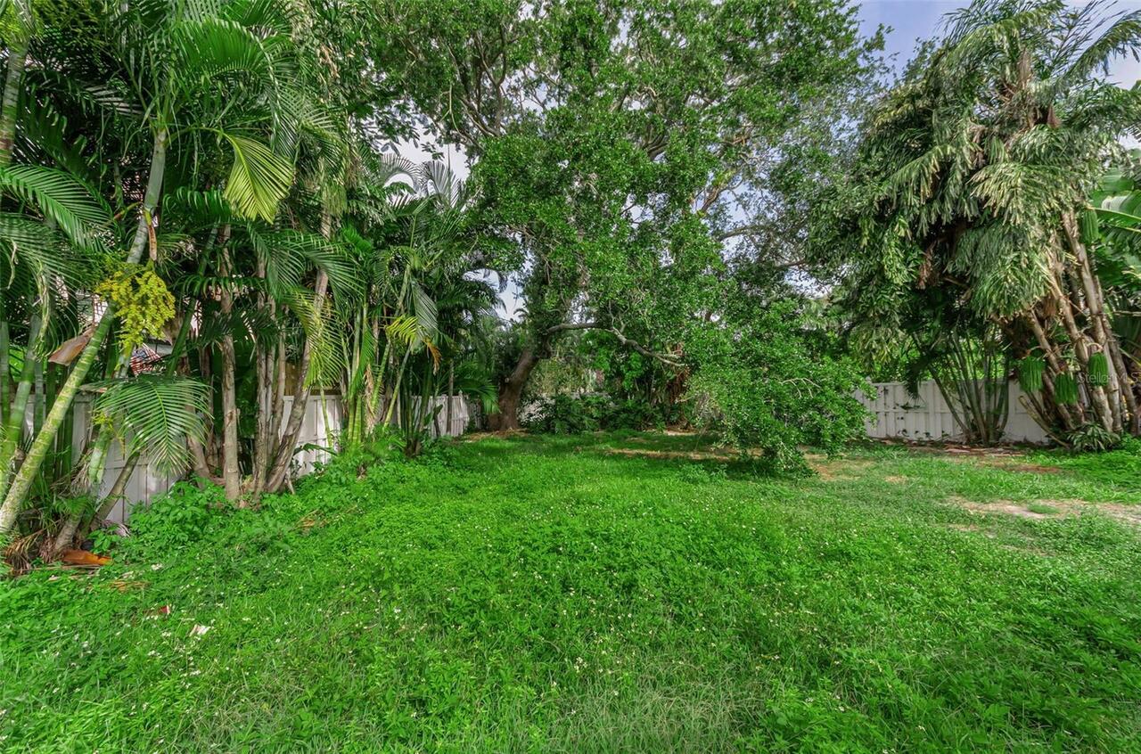 Listing Photo 43