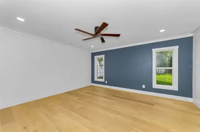 Listing Photo 22