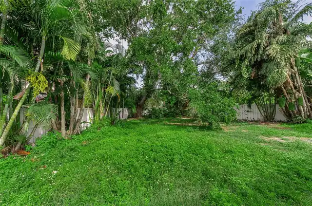 Listing Photo 42
