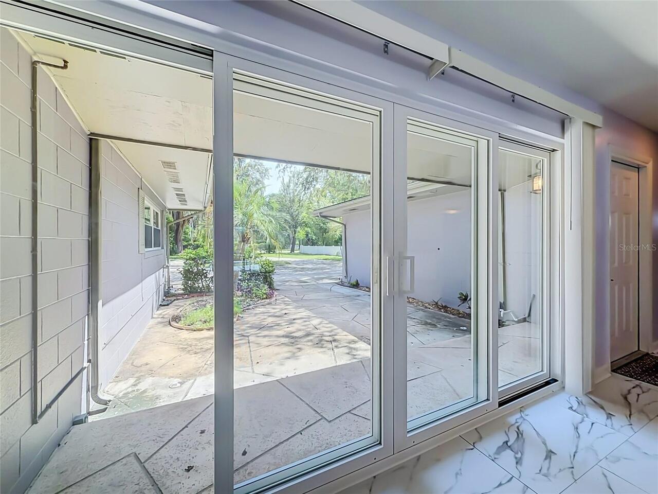 Listing Photo 11