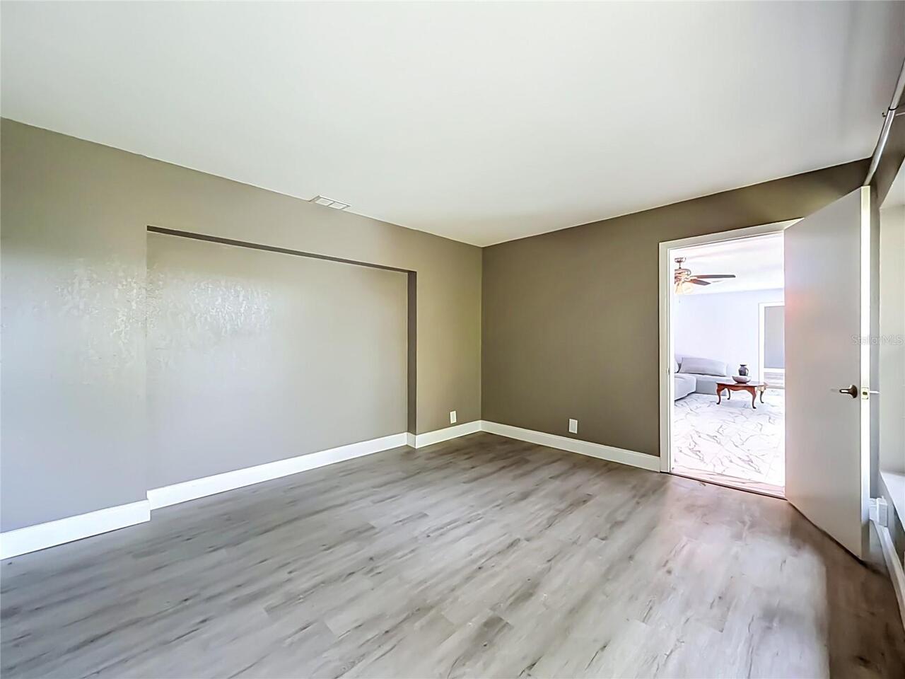 Listing Photo 29