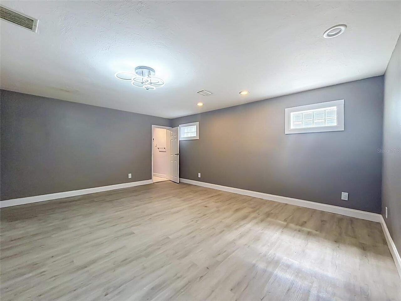 Listing Photo 42