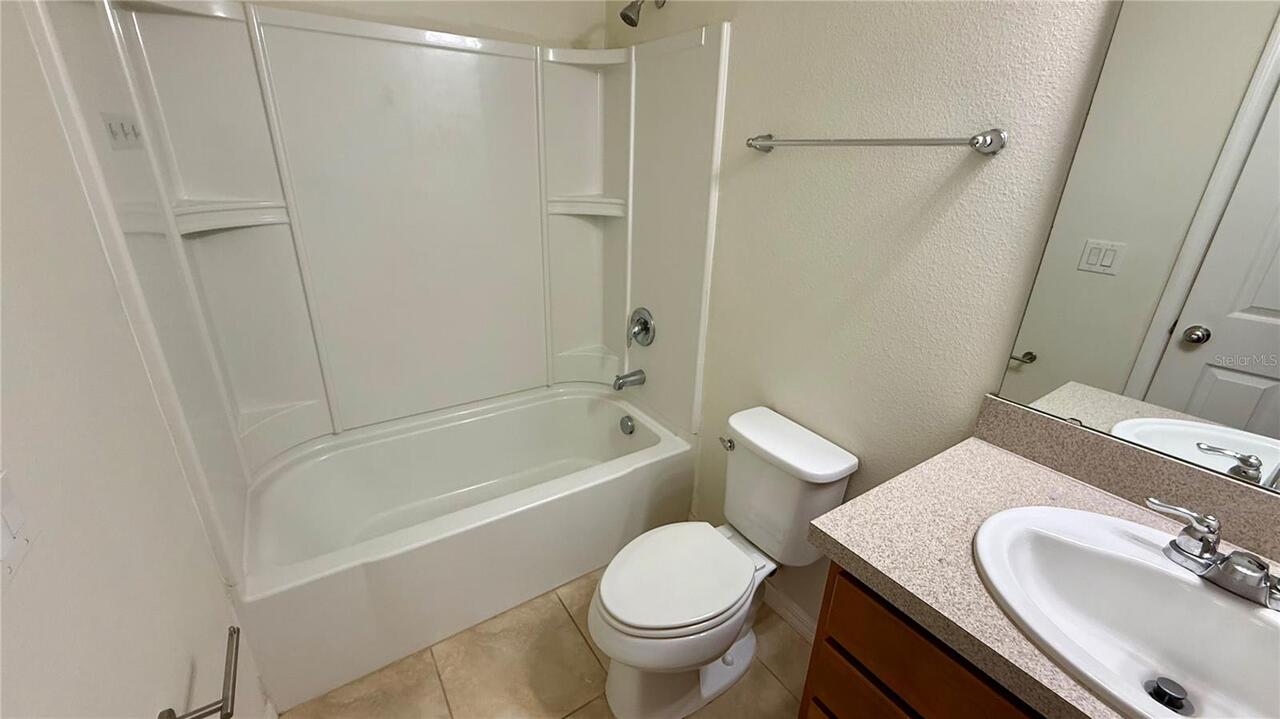 Listing Photo 14
